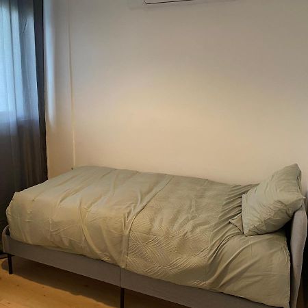 5 Pieces Av Petite Place Parking Proche Zenith Et Cite Sciences Villette Pantin Exterior photo